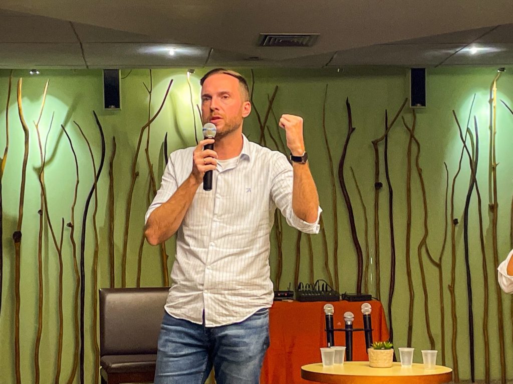 Deputado federal Vinicius Poit (Novo) fala de propostas para reduzir impostos