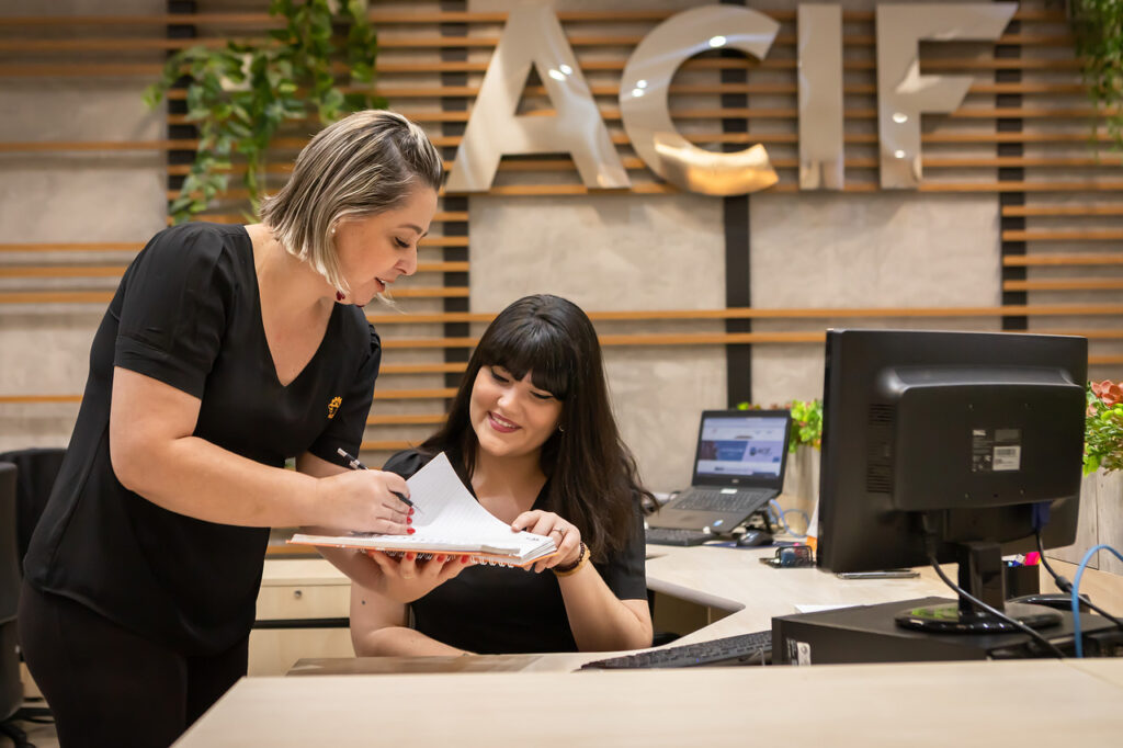 Empregos ACIF presta suporte a empresas na contratação de pessoas