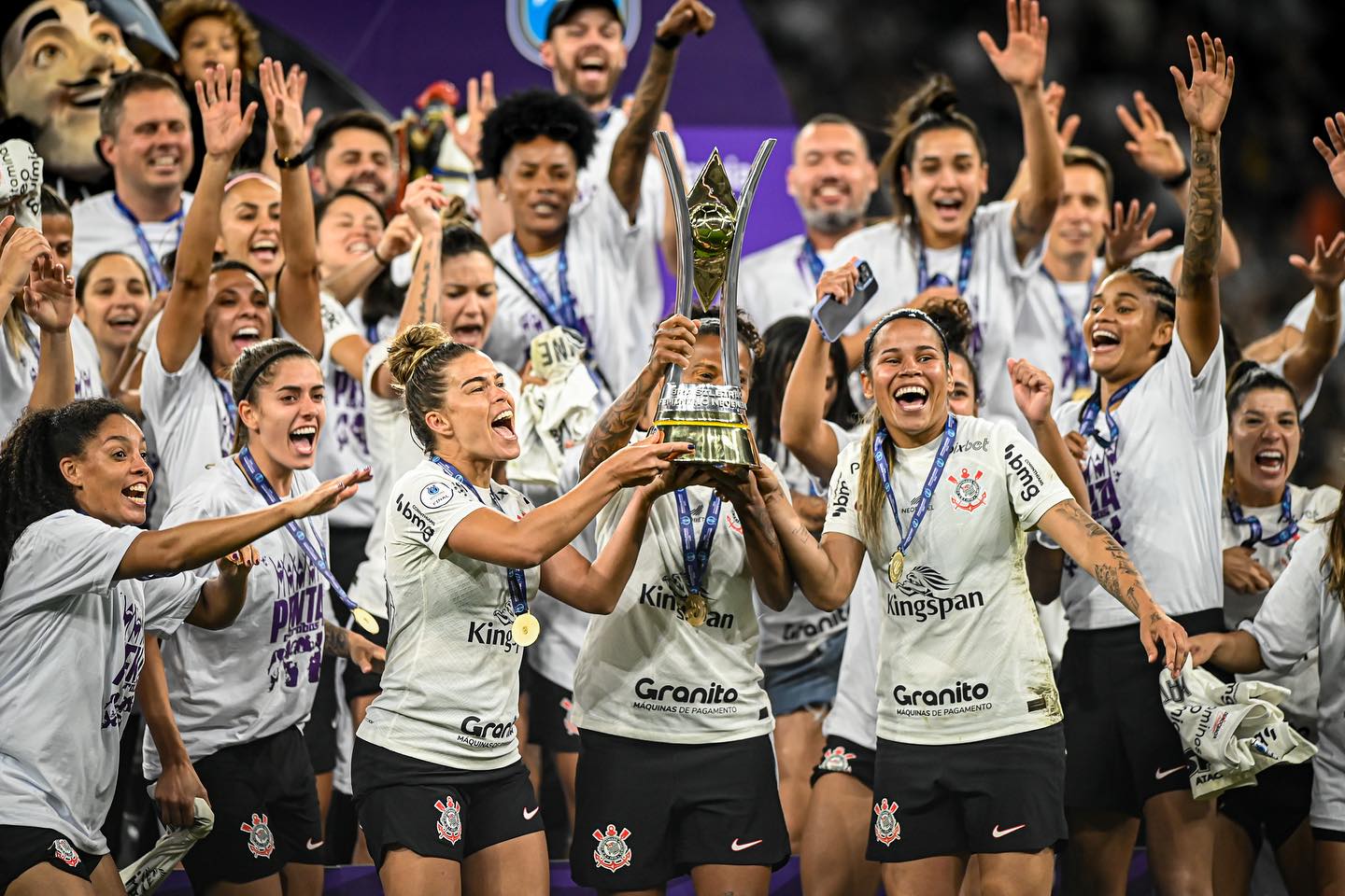 Corinthians bate o Palmeiras e conquista sua 4ª Libertadores Feminina no  adeus de Arthur Elias