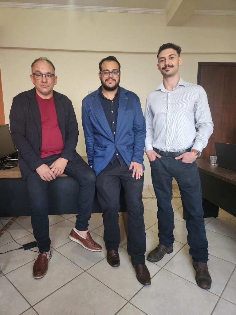 ESCRITÓRIO ROSA, QUEIROZ E CHAHOUD ADVOGADOS