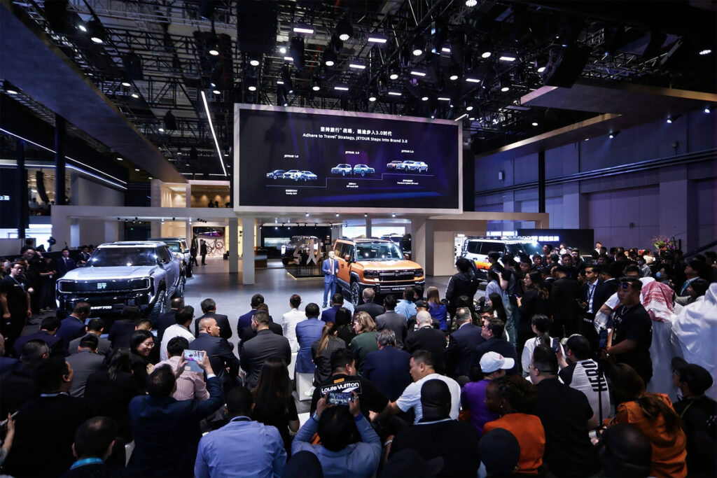 JETOUR revela GAIA e modelos G700 e G900 no Auto Shanghai