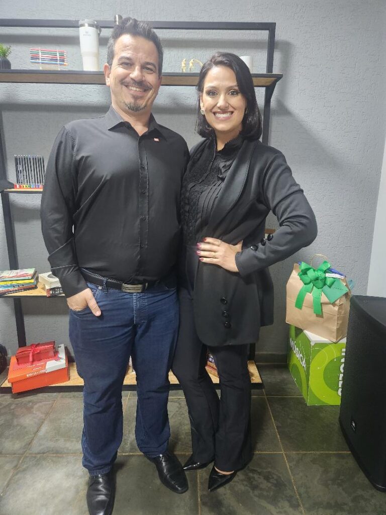 COLÉGIO MUNDO DO SABER