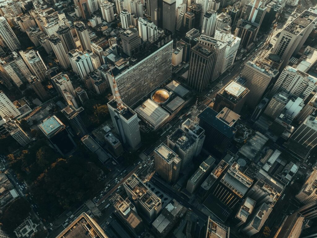 Busca por regiões de luxo impulsiona setor imobiliário em SP