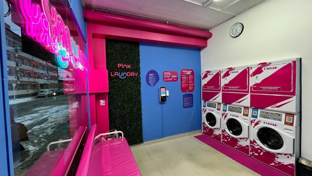 Pink Laundry inaugura lavanderias no Chile e Argentina Pink Laundry inaugura lavanderias no Chile e Argentina