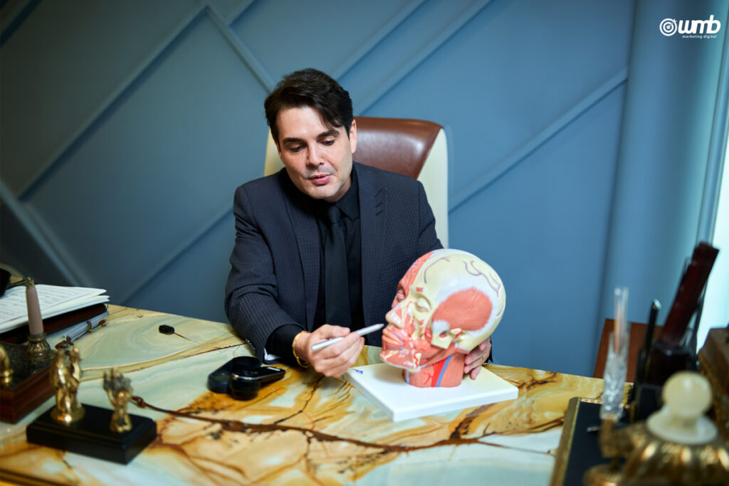 Francisco Àsshis explica aspectos da dermatologia estética