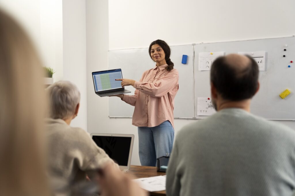 Manpower e FIEP contratam em 33 cidades do Paraná