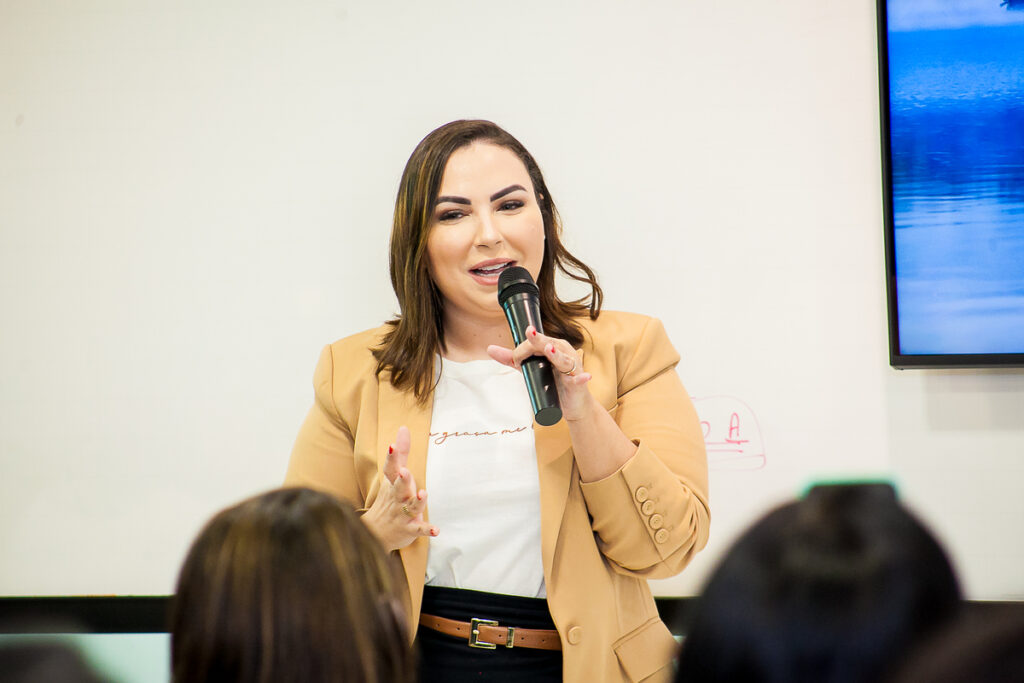 Mentores e infoprodutores discutem uso da IA em Vila Velha