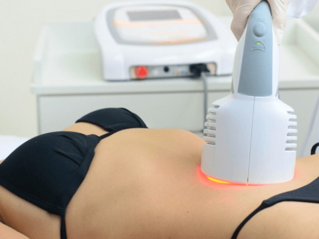Tecnologia com LED mostra efeito na gordura abdominal