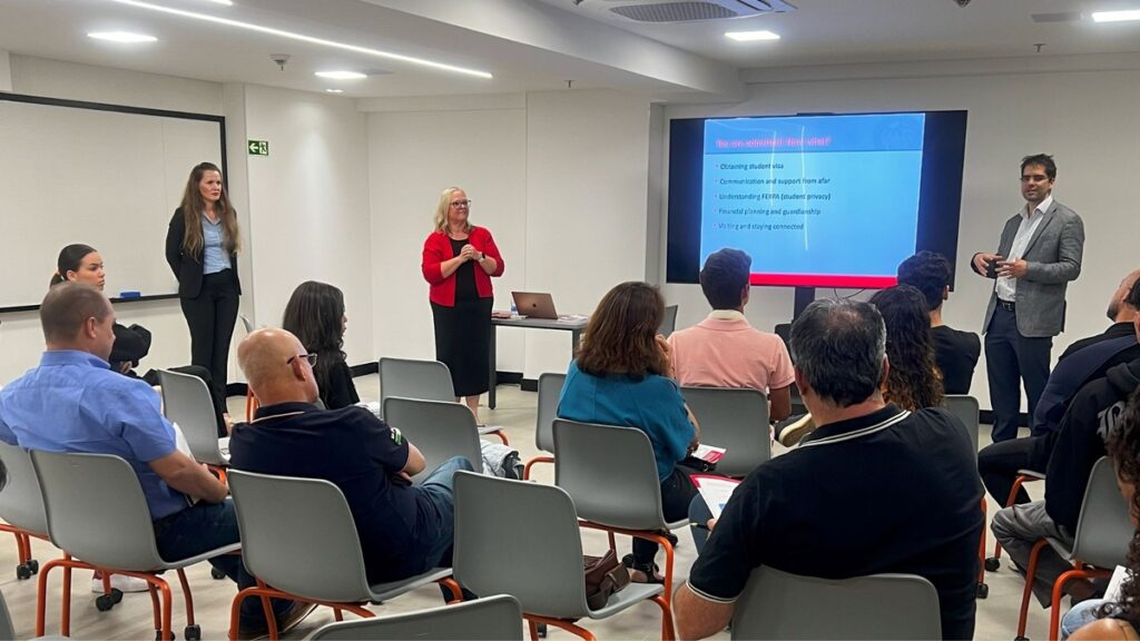 Interesse por graduação no exterior registra alta