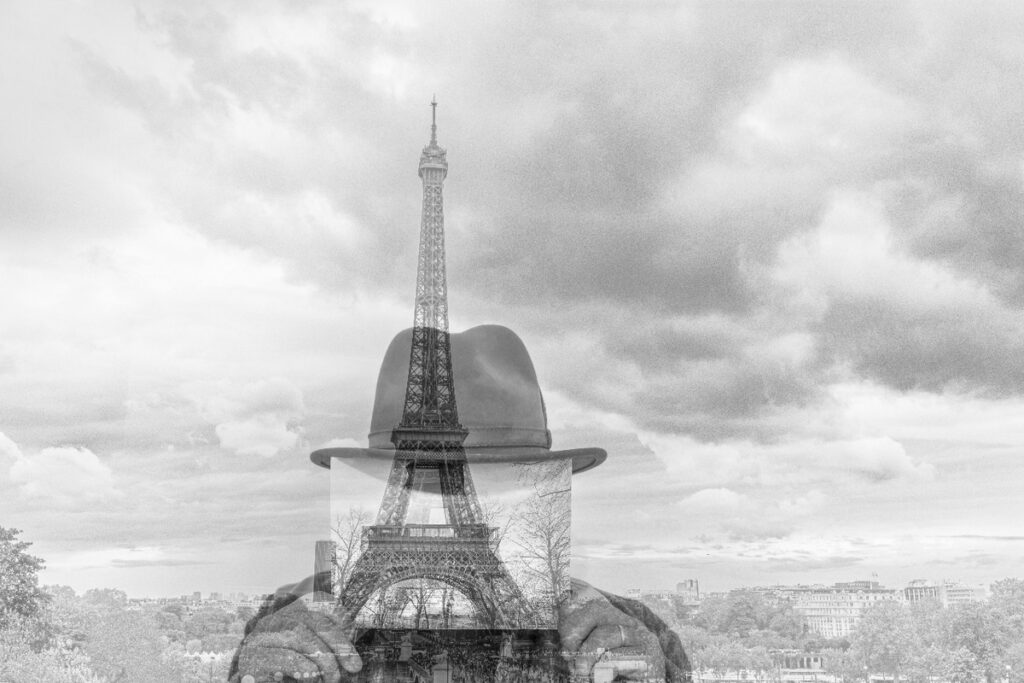 Casa "O Jardim" abre exposição “Cartão-Postal: Retrato"