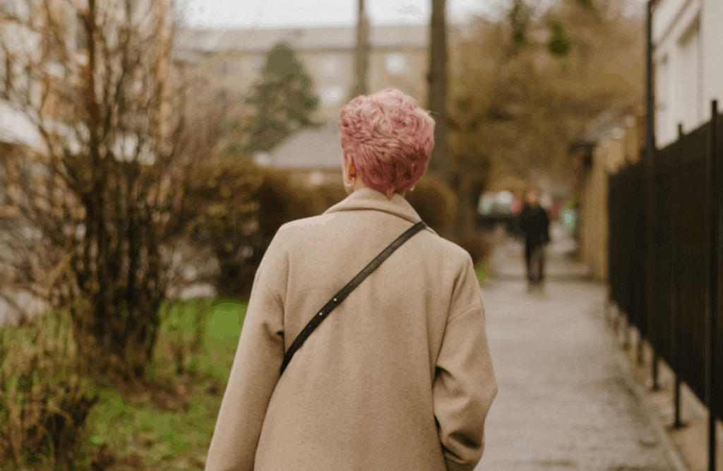 Cientistas sociais questionam a curva em U da felicidade