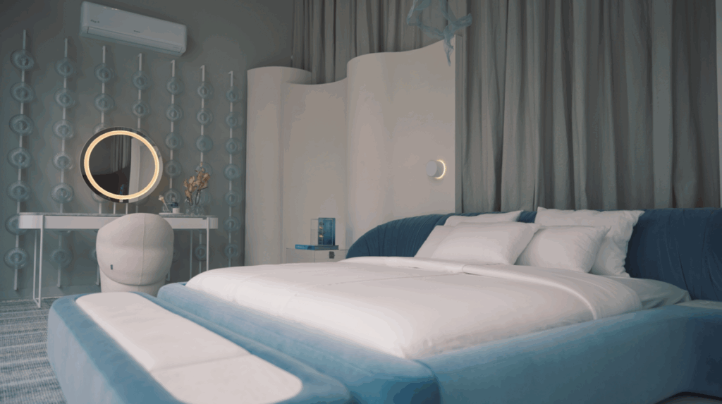 Reflexão sobre natureza guia instalação em mostra