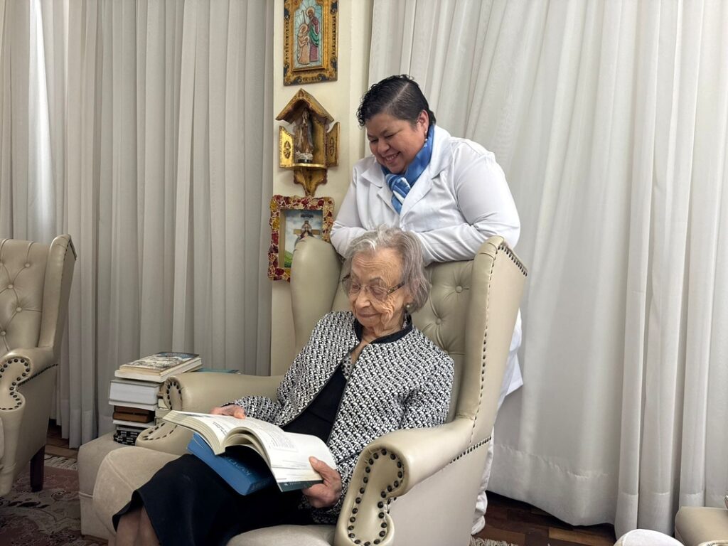 Bolsa Cuidador reforça apoio ao cuidado do idoso em casa