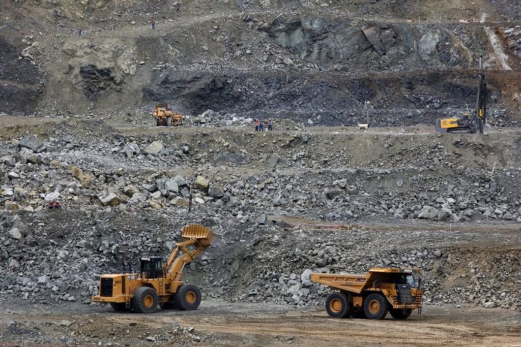 Corrida por terras raras impulsiona reciclagem estratégica