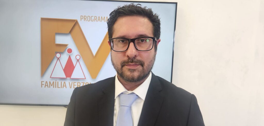 Dr. William Tristão é referência na advocacia criminal, reconhecido pelo profissionalismo, estratégia e atuação firme na defesa dos direitos de seus clientes. Com credibilidade construída ao longo da carreira, destaca-se entre os criminalistas mais respeitados pela dedicação, ética e excelência em cada caso conduzido.