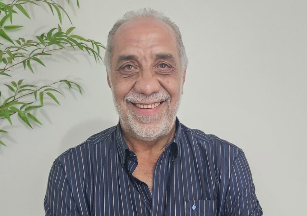 João Rocha é hoje um dos nomes mais respeitados e admirados de Franca. Empresário de sucesso e liderança política em ascensão, construiu sua trajetória com trabalho sério, visão administrativa e compromisso com o desenvolvimento da cidade. Muito querido pela população francana, João conquistou o reconhecimento de todos pela sua capacidade de gestão, proximidade com as pessoas e dedicação às causas da comunidade. Agora, como pré-candidato a deputado federal, João Rocha surge como uma força importante no cenário eleitoral, levando consigo experiência, credibilidade e a confiança de quem acredita em uma política feita com responsabilidade e resultados. Sua pré-candidatura representa a esperança de uma voz forte para Franca e toda a região em Brasília.