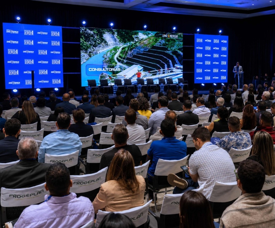 Encontro do Sindenergia-MT reúne mais de 1,2 mil Encontro do Sindenergia-MT reúne mais de 1,2 mil