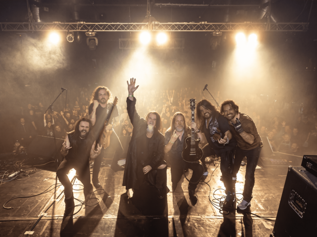 Armored Dawn faz show beneficente para APAE em Teresina Armored Dawn faz show beneficente para APAE em Teresina
