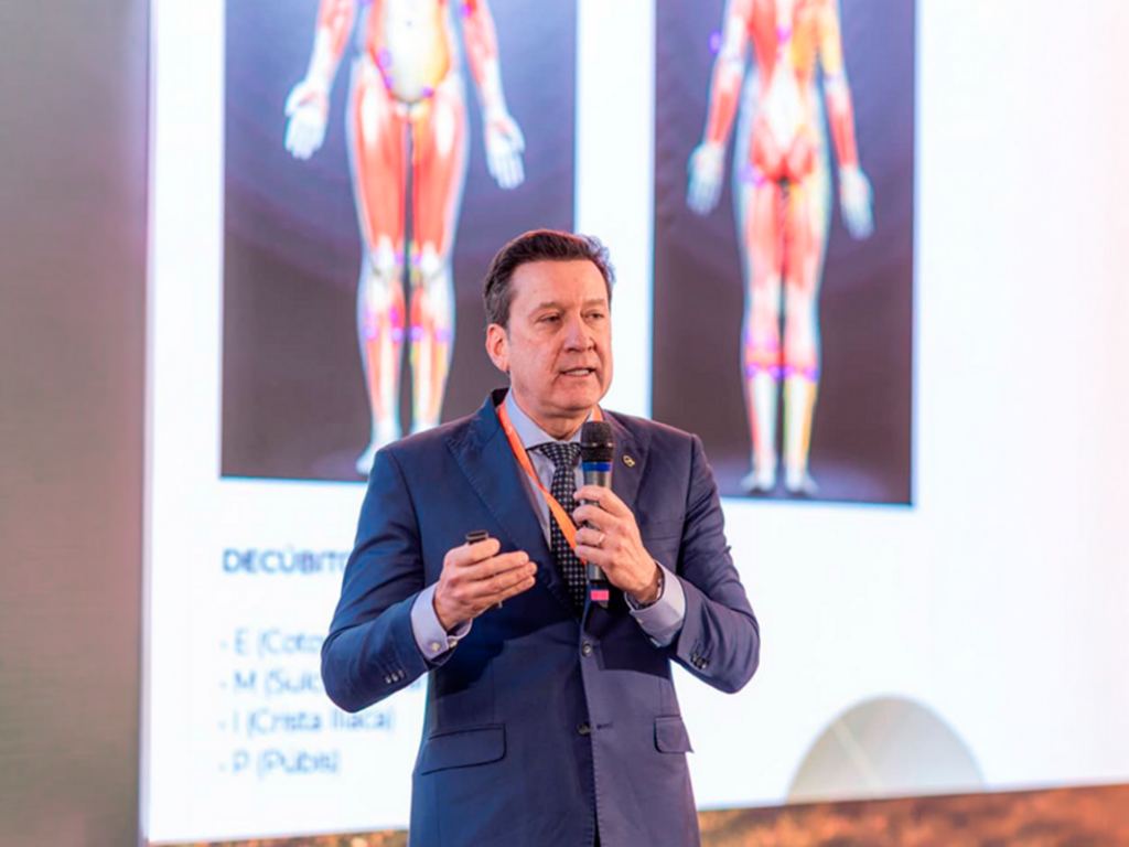 Cirurgião desenvolve método de precisão para lipoaspiração Cirurgião desenvolve método de precisão para lipoaspiração
