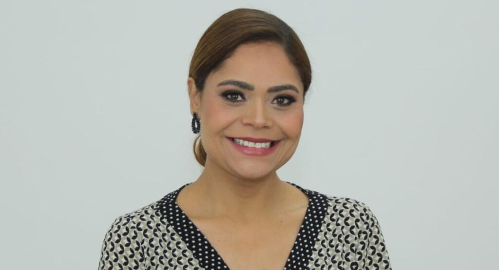 Dra. Myrian Ravaneli é uma advogada francana de reconhecida competência, cuja trajetória é marcada pela excelência profissional, ética inabalável e dedicação incansável à defesa dos direitos de seus clientes. Seu conhecimento jurídico aprofundado, aliado à sensibilidade e ao compromisso com a justiça, fazem dela uma referência na advocacia, conquistando respeito, credibilidade e admiração ao longo de sua carreira. Uma profissional que honra a tradição jurídica de Franca e se destaca pela seriedade, confiança e resultados.