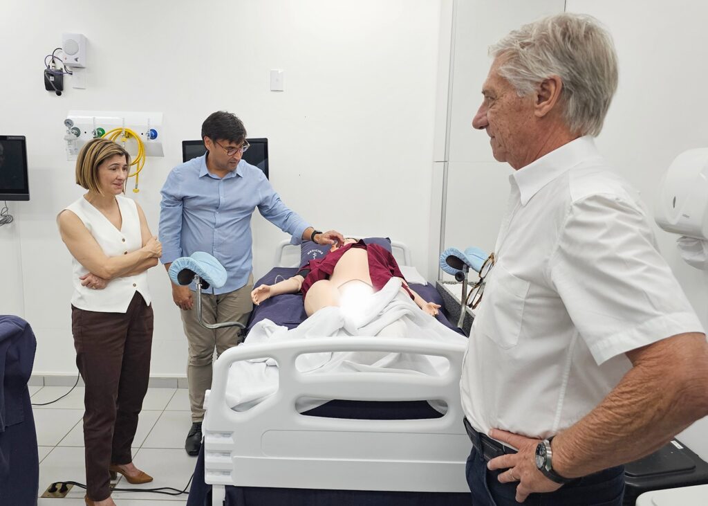 Deputada Graciela destina R$ 1 milhão para equipar novo Ambulatório Escola do Uni-Facef
