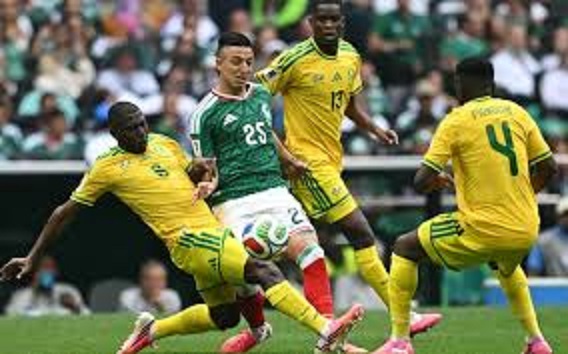 México vence África do Sul na abertura da Copa do Mundo e quebra tabu; Coréia do Sul vence a República Tcheca