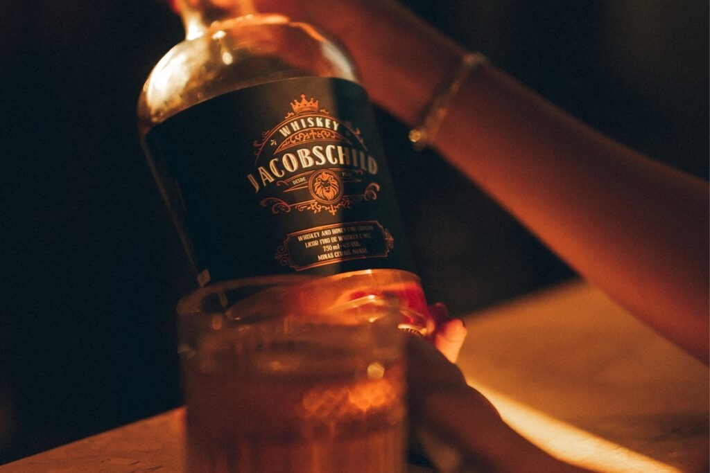 O sucesso dos licores de whiskey entre novos apreciadores O sucesso dos licores de whiskey entre novos apreciadores