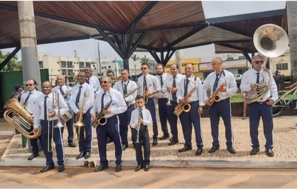 Banda Lyra recebe inscrições para bolsas de formação musical Banda Lyra recebe inscrições para bolsas de formação musical