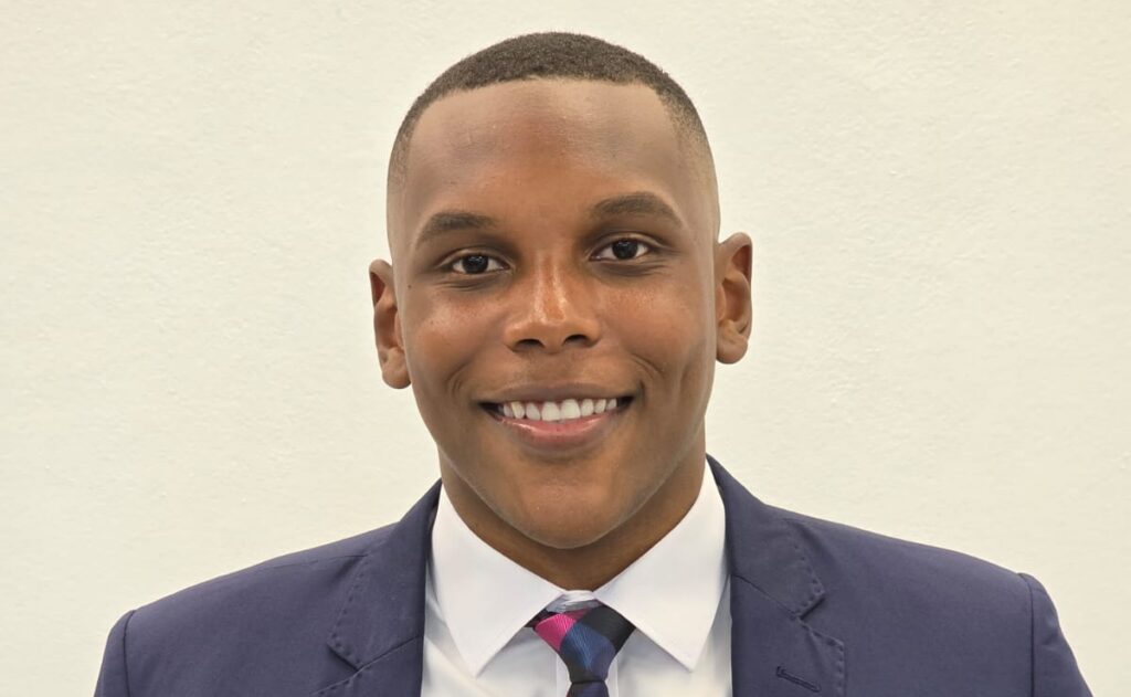 Dr. Wallacy Felix é um dos grandes destaques da área jurídica de nossa cidade, profissional reconhecido pela competência, dedicação e profundo conhecimento no Direito Penal e Processo Penal. Com uma atuação marcada pelo compromisso, seriedade e excelência, Dr. Wallacy Felix se consolida como uma referência na advocacia, oferecendo aos seus clientes um trabalho pautado na ética, estratégia e busca constante pela melhor defesa dos direitos.