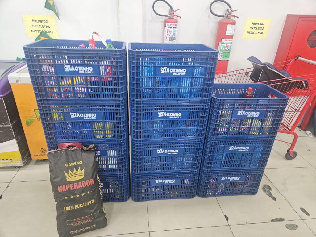 Ação rápida da Polícia Militar resulta na prisão de mulher por furto de R$ 5 mil em supermercado de Franca