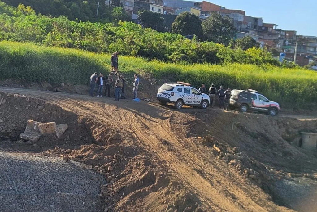 Grupo que tentou invadir Aeroporto de Guarulhos largou drogas na fuga