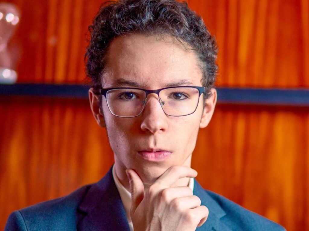De R$40 mil perdidos a R$2 milhões faturados com IA no Whats De R$40 mil perdidos a R$2 milhões faturados com IA no Whats