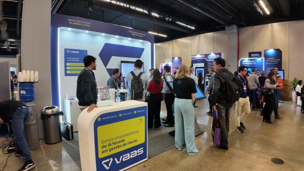 VAAS lança IA contra fraudes e riscos no sistema financeiro