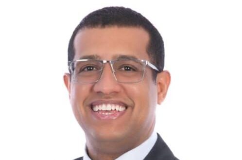 Caríssimo Dr. Bruno da Silva Oliveira é, sem dúvida, um dos advogados mais destacados de nossa região, conquistando respeito pela competência, ética e dedicação à advocacia. Além de sua atuação profissional de excelência, exerce importante papel institucional como integrante da diretoria da ESAC e da OAB Franca, onde atua como tesoureiro, contribuindo de forma ativa para o fortalecimento da classe e para o desenvolvimento da advocacia. Um profissional que honra a missão de defender o Direito com seriedade, compromisso e espírito de liderança.