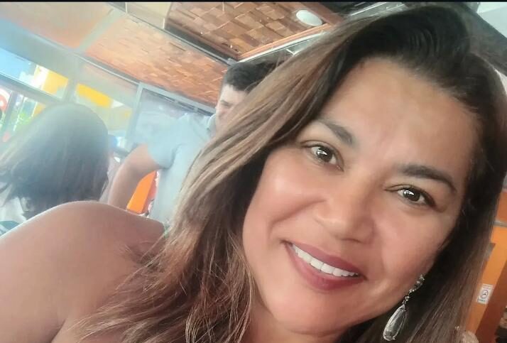 Neste Mês dos Advogados, nossa homenagem especial vai para a querida Dra. Danuzia Silva, grande referência na área previdenciária em nossa cidade. Uma profissional dedicada, competente e reconhecida pela seriedade e excelência em seu trabalho. É com muito carinho e admiração que destacamos seu nome em nossa Coluna Família Verzola!