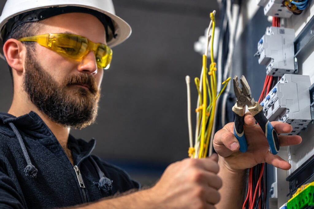 Empresa destaca pontos para uma instalação elétrica segura Empresa destaca pontos para uma instalação elétrica segura