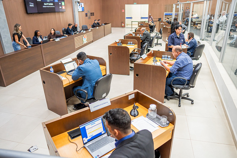 Câmara aprova R$ 810 mil para mamógrafo, parcerias no trânsito e integração de câmeras de segurança
