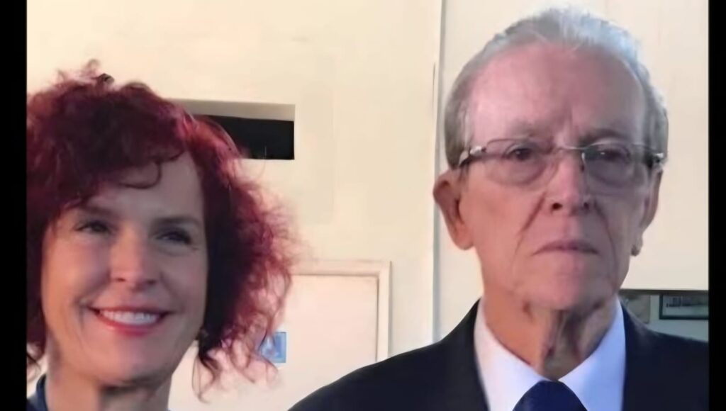 Flávia Lancha, empresária e empreendedora de destaque em Franca, chega à disputa por uma cadeira na Assembleia Legislativa pelo PSD carregando consigo uma história de trabalho, coragem e profundo amor por nossa cidade. Sua trajetória e suas propostas de renovação têm despertado atenção e conquistado a simpatia de muitos francanos. Mas há algo ainda mais especial nessa caminhada: Flávia traz a política no sangue e no coração. É filha do saudoso Dr. José Lancha Filho, médico e ex-prefeito de Franca, homem lembrado por sua visão de futuro e por importantes realizações que marcaram a história de nossa cidade. Em Flávia, permanece viva a inspiração de um pai que deixou seu nome escrito na história francana. Agora, com carisma, sensibilidade e disposição para servir, ela apresenta sua própria caminhada, defendendo novas ideias, representatividade e mudanças na política. Uma história de família, de amor por Franca e, sobretudo, de compromisso com o futuro de nossa gente.