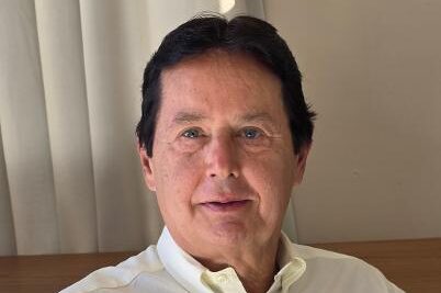 Nosso destaque especial ao querido Dr. Saulo Pucci Bueno, diretor atuante do Grupo Amazonas e também diretor do CIESP, um verdadeiro batalhador pelas boas causas de Franca e pelo desenvolvimento de nossa cidade. Um profissional respeitado, dinâmico e sempre disposto a contribuir. Esta semana estivemos na sede do CIESP, onde gravamos uma reportagem muito interessante com o Dr. Saulo, abordando diversos assuntos de grande relevância. Fique ligado! Em breve, no Família Verzola Recebe, conteúdo de altíssima qualidade, informação e um bate-papo imperdível com esse grande parceiro!