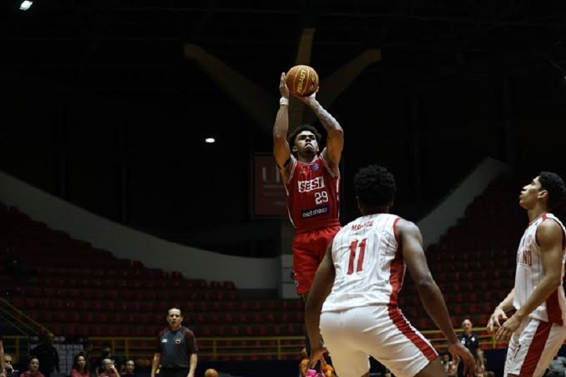 SESI Franca supera reação do Paulistano, fecha série invicta e garante vaga na final do Paulista