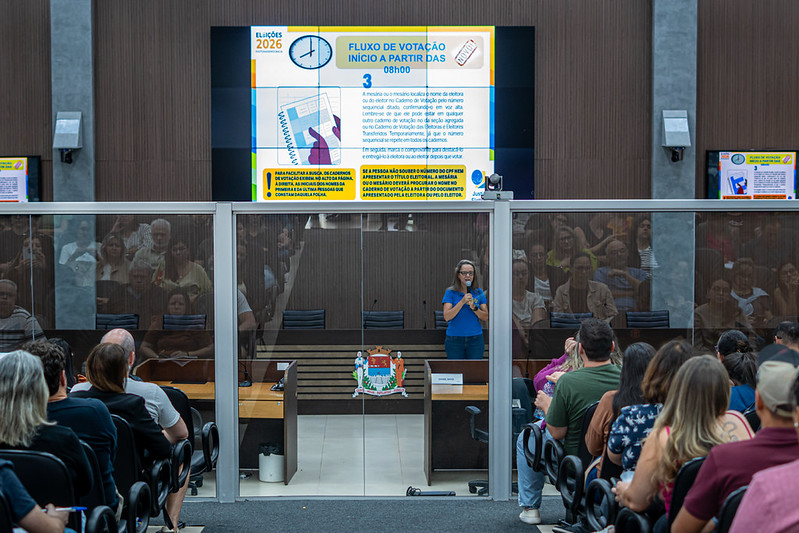 Treinamento na Câmara prepara mesários para as eleições de outubro