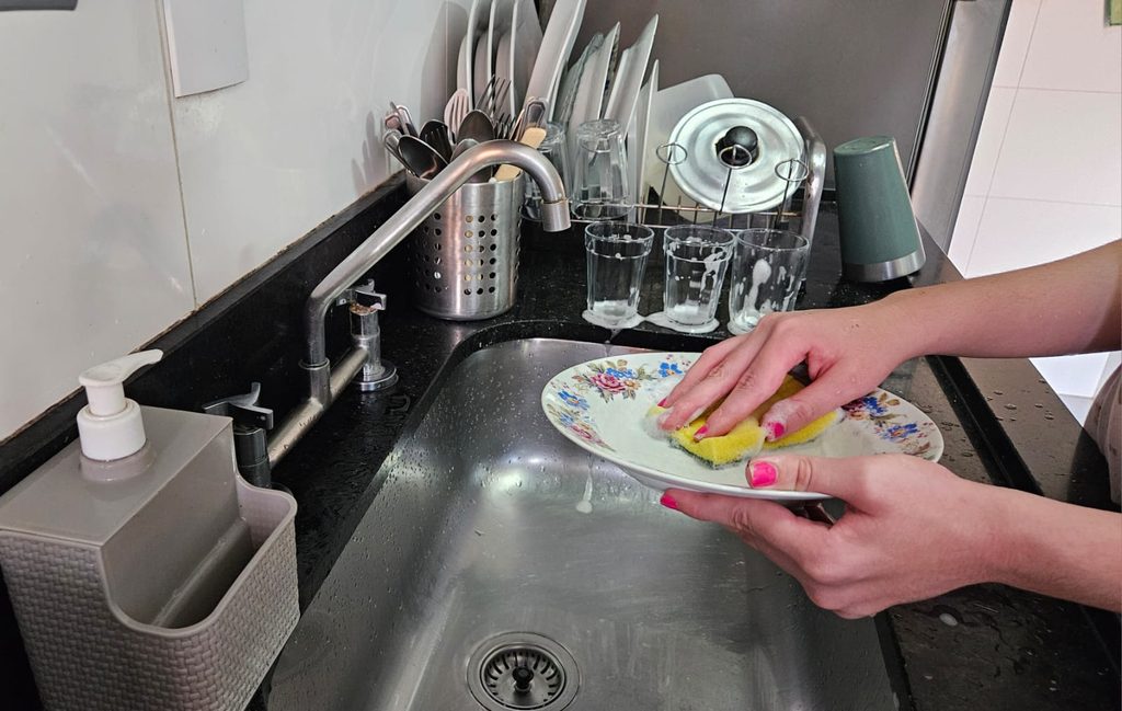 Calor acima dos 30°C: 7 hábitos que ajudam a evitar desperdícios de água em casa