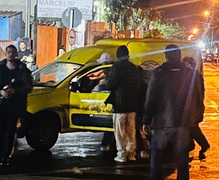 Entregador do Mercado Livre é brutalmente agredido após acidente de trânsito em Franca; assista