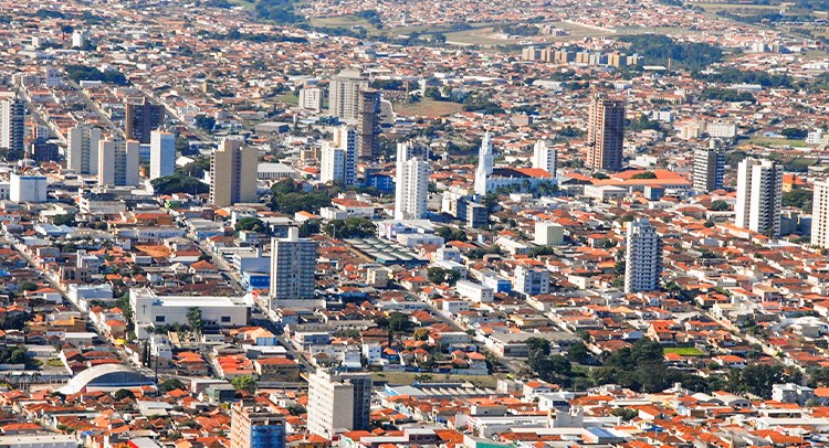 Feriado de Nossa Senhora da Aparecida: veja o que abre e o que fecha em Franca