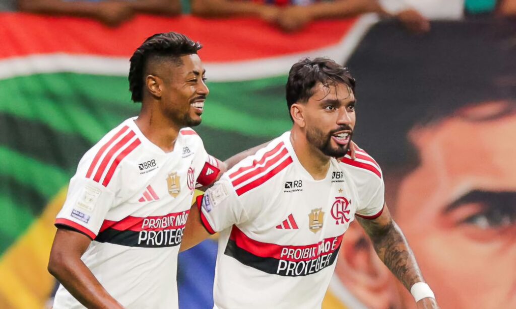 Flamengo reassume o topo e Palmeiras cola na 31ª rodada do Brasileirão 2026